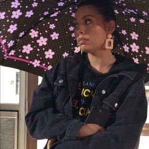 Meet your Posher, Noelle